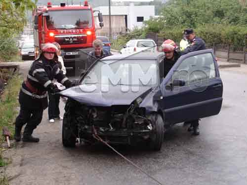 Foto: accident BMW - Tautii de Sus (c) eMaramures.ro